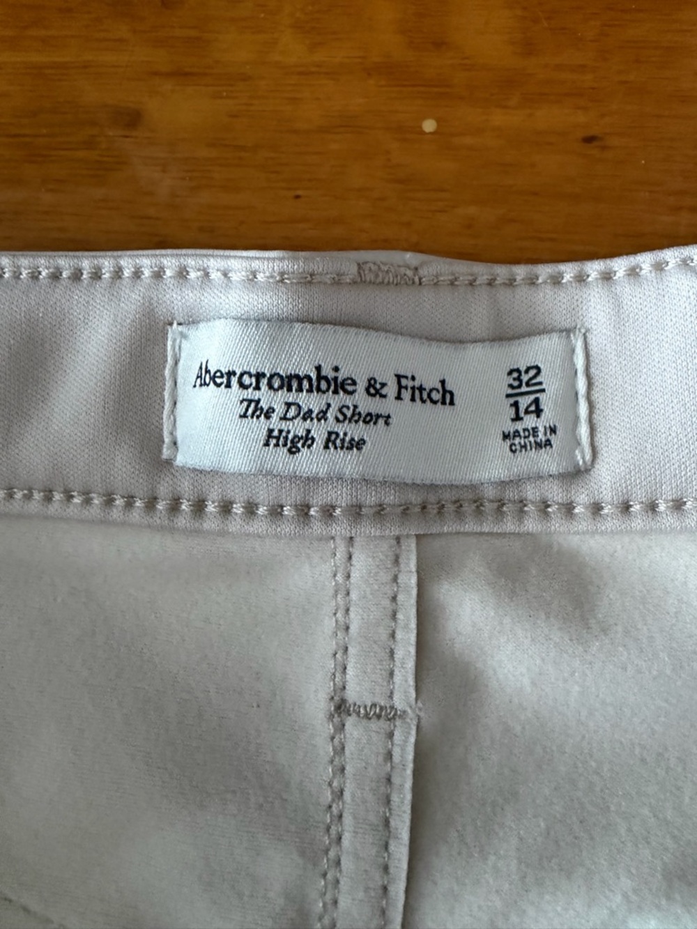 Abercrombie & Fitch White High-Rise Denim Shorts - Picture 2 of 3